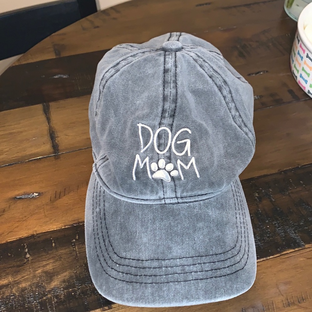 ❤️Dog Mom Hat- OS